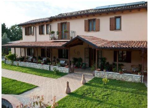 Willa Agriturismo Uzzano Motta Santa Lucia Zewnętrze zdjęcie